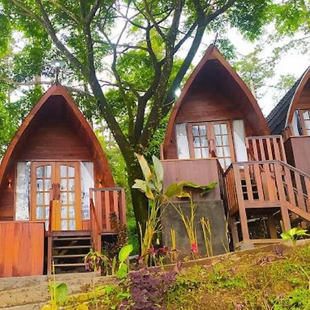 Welirang Forest Pacet Villa Mojokerto Buitenkant foto
