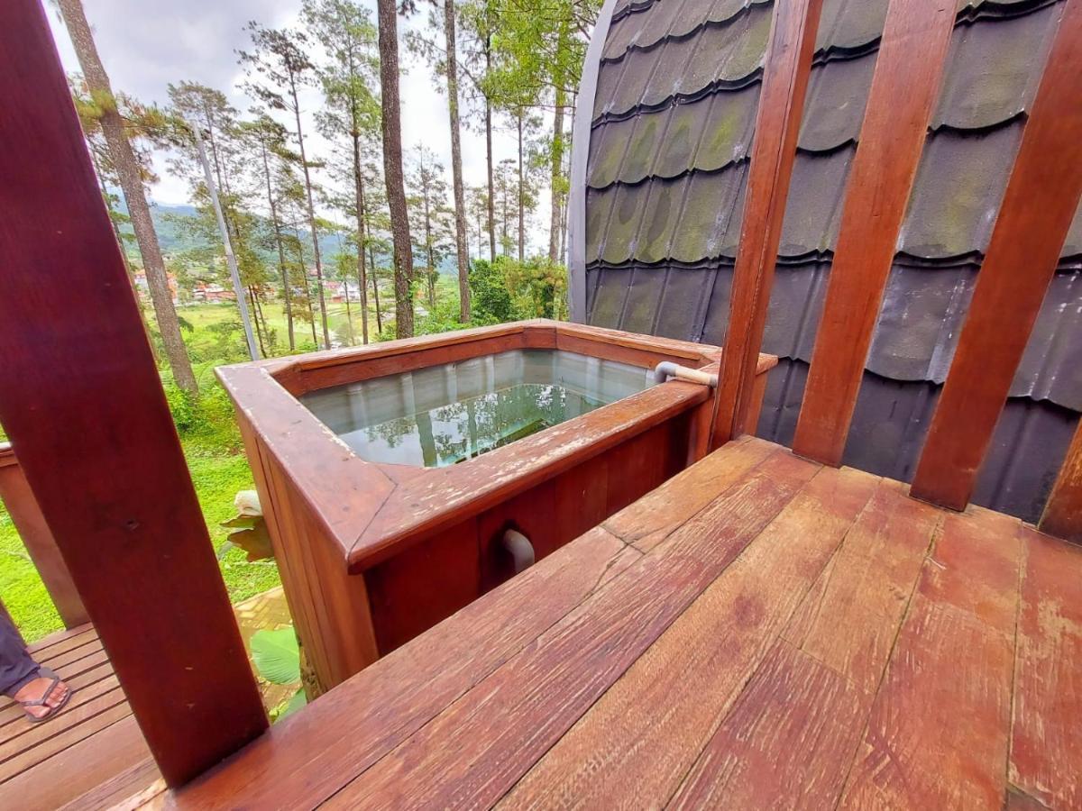 Welirang Forest Pacet Villa Mojokerto Buitenkant foto